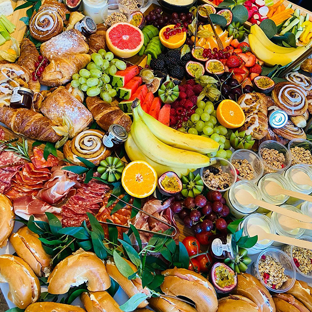 top nosh grazing table